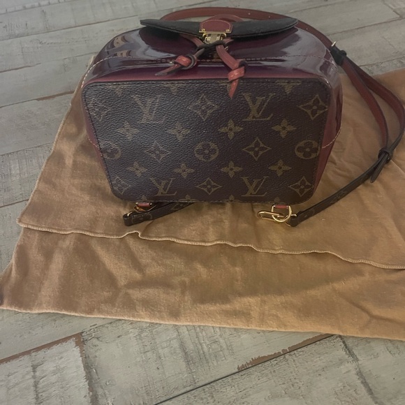 Louis Vuitton Hot Springs Vernis Patent Leather + Monogram Backpack Vieux Rose - Picture 12 of 14